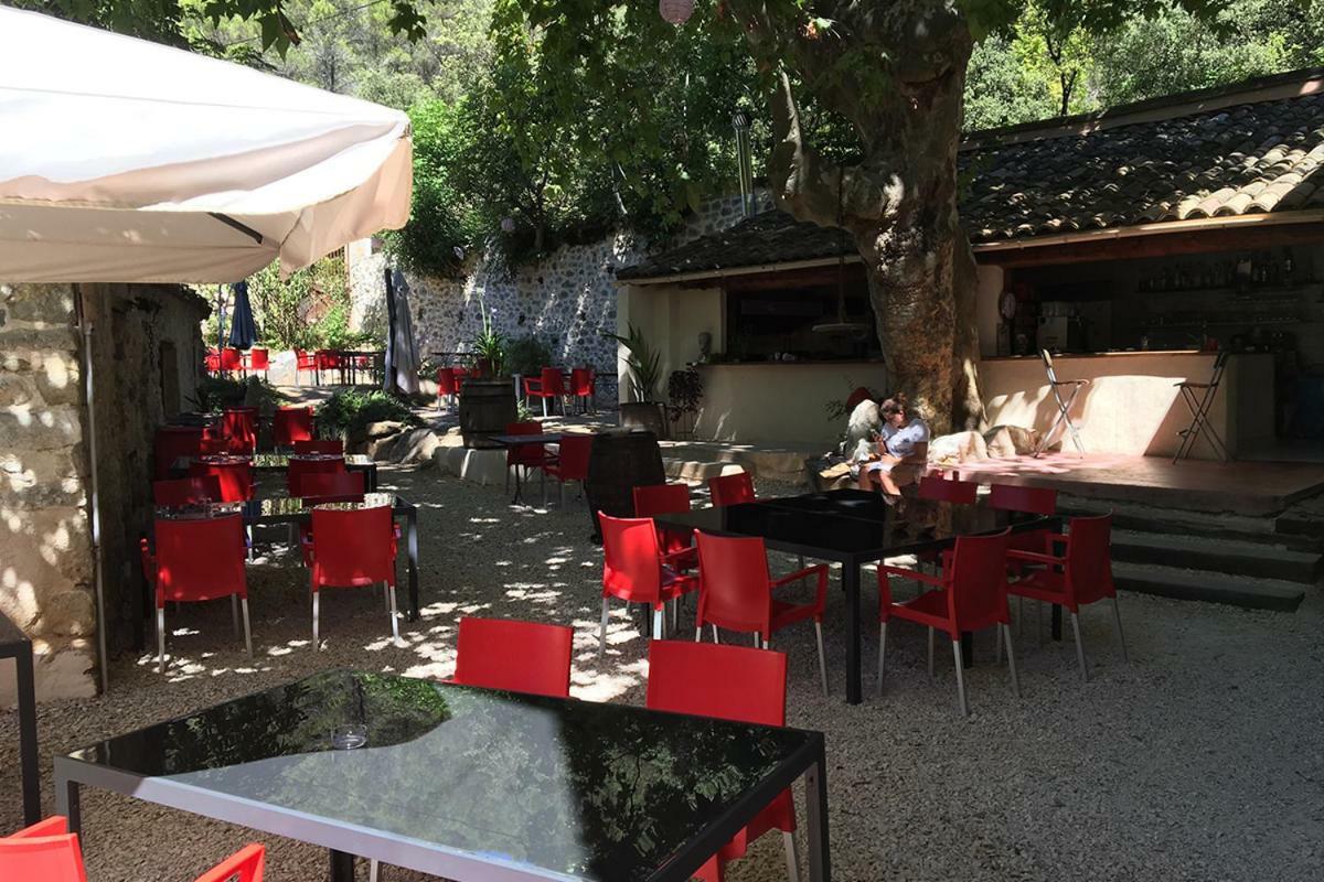 Le Moulin De Cost Hotel Buis-les-Baronnies Bagian luar foto