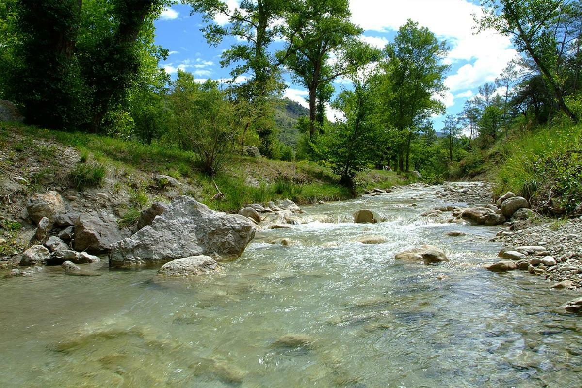 Le Moulin De Cost Hotel Buis-les-Baronnies Bagian luar foto
