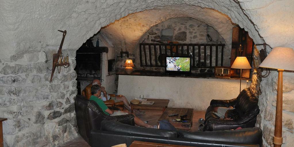 Le Moulin De Cost Hotel Buis-les-Baronnies Bagian luar foto